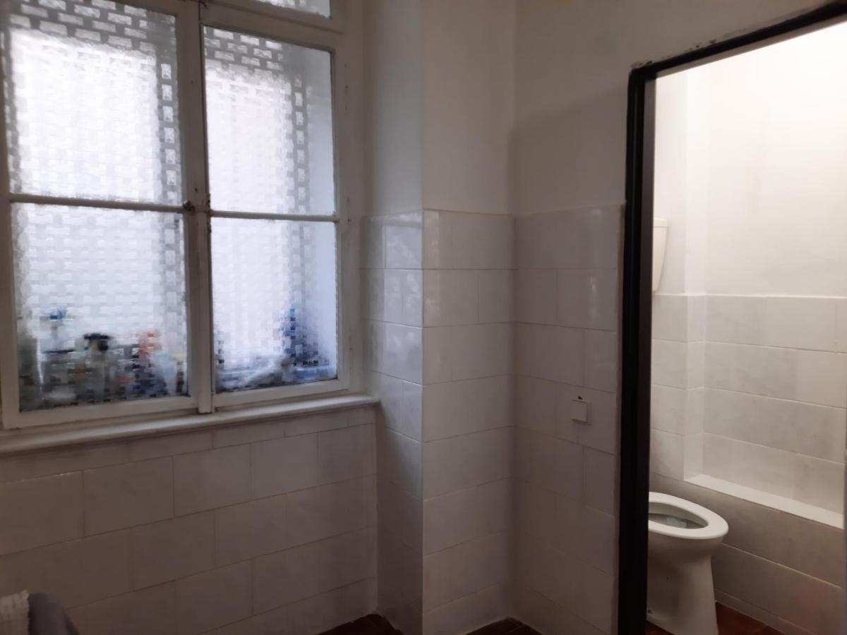 Downtown Prague Minimalistic Room In Flatshare Extérieur photo